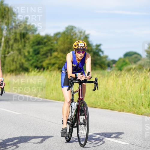 31.08.2025 - Elbe Triathlon Hamburg Michael Burmester http://msf.ph/oto/8667870 31.08.2025 09:44:35 Radfahren 667, 825, 919 meine-sportfotos.de