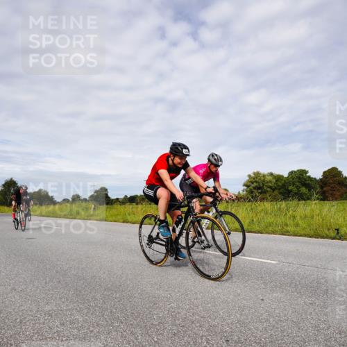 31.08.2025 - Elbe Triathlon Hamburg Michael Burmester http://msf.ph/oto/8667880 31.08.2025 10:58:11 Radfahren 1299, 1353, 1506, 1615 meine-sportfotos.de