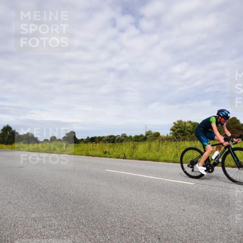 31.08.2025 - Elbe Triathlon Hamburg Michael Burmester http://msf.ph/oto/8667884 31.08.2025 10:58:13 Radfahren 1299, 1353, 1506, 1615 meine-sportfotos.de