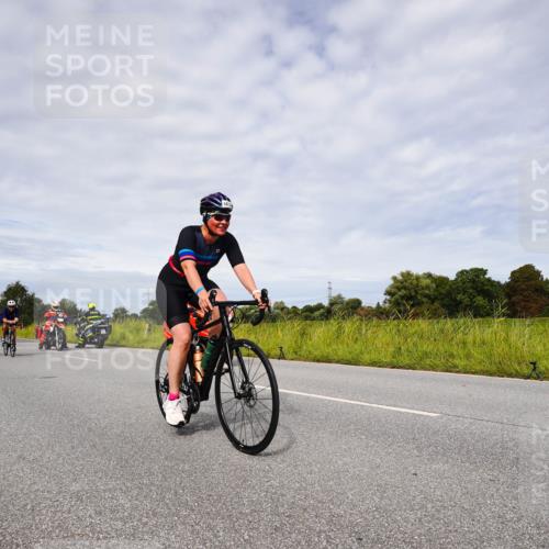 31.08.2025 - Elbe Triathlon Hamburg Michael Burmester http://msf.ph/oto/8667897 31.08.2025 10:58:51 Radfahren 1280, 1327, 1394, 1415, 1459, 1575 meine-sportfotos.de