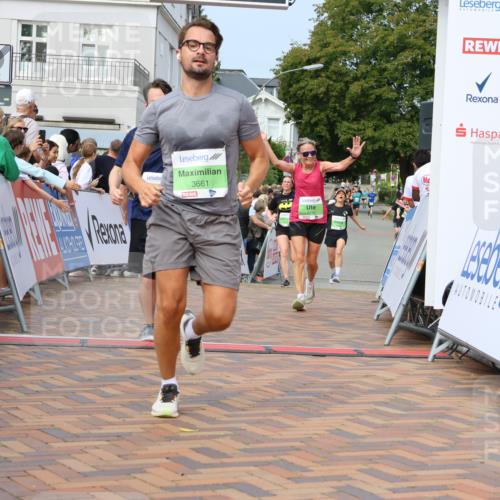 31.08.2025 - 21. Blankeneser Heldenlauf Strokosch-Dieckow http://msf.ph/oto/8667899 31.08.2025 11:14:57 Ziel 3479, 3535, 3534, 3586, 3661, 3610, 3336, 3270 meine-sportfotos.de