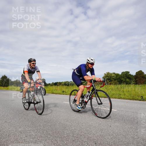 31.08.2025 - Elbe Triathlon Hamburg Michael Burmester http://msf.ph/oto/8667902 31.08.2025 10:58:52 Radfahren 1280, 1327, 1387, 1394, 1415, 1459, 1575 meine-sportfotos.de
