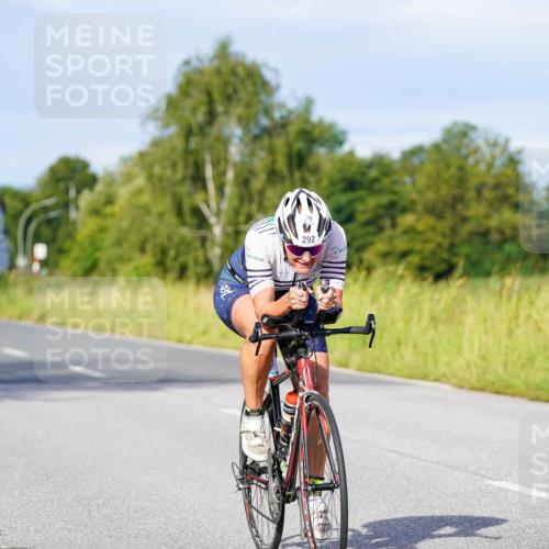 31.08.2025 - Elbe Triathlon Hamburg Michael Burmester http://msf.ph/oto/8667941 31.08.2025 09:45:00 Radfahren 292, 409, 469, 527, 613, 646, 773, 896 meine-sportfotos.de
