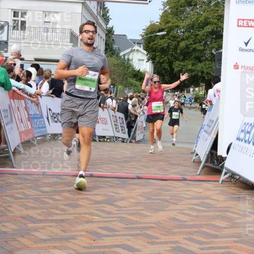 31.08.2025 - 21. Blankeneser Heldenlauf Strokosch-Dieckow http://msf.ph/oto/8667950 31.08.2025 11:14:57 Ziel 3479, 3535, 3534, 3586, 3661, 3610, 3336, 3270 meine-sportfotos.de