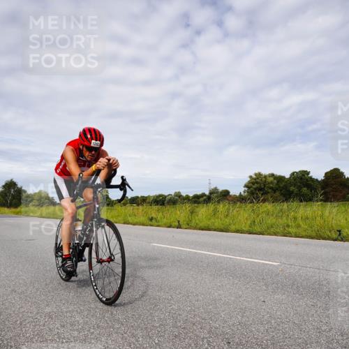 31.08.2025 - Elbe Triathlon Hamburg Michael Burmester http://msf.ph/oto/8667964 31.08.2025 11:00:14 Radfahren 1283, 1292, 1322, 1347, 1348, 1402, 1594 meine-sportfotos.de