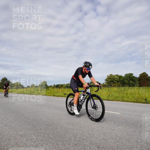 31.08.2025 - Elbe Triathlon Hamburg Michael Burmester http://msf.ph/oto/8667967 31.08.2025 11:00:17 Radfahren 1283, 1322, 1347, 1402, 1594 meine-sportfotos.de