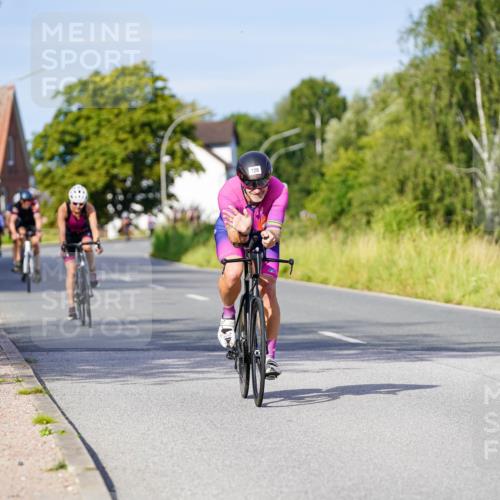 31.08.2025 - Elbe Triathlon Hamburg Michael Burmester http://msf.ph/oto/8667970 31.08.2025 09:45:10 Radfahren 409, 427, 646, 720, 911 meine-sportfotos.de