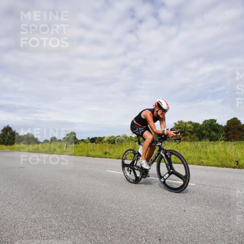 31.08.2025 - Elbe Triathlon Hamburg Michael Burmester http://msf.ph/oto/8667976 31.08.2025 11:00:28 Radfahren 1338, 1466, 1467, 1604 meine-sportfotos.de