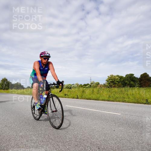 31.08.2025 - Elbe Triathlon Hamburg Michael Burmester http://msf.ph/oto/8667982 31.08.2025 11:00:39 Radfahren 1275, 1306, 1391 meine-sportfotos.de
