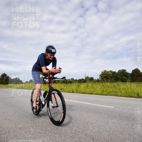 31.08.2025 - Elbe Triathlon Hamburg Michael Burmester http://msf.ph/oto/8668013 31.08.2025 11:01:29 Radfahren 1352, 1507 meine-sportfotos.de