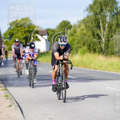 31.08.2025 - Elbe Triathlon Hamburg Michael Burmester http://msf.ph/oto/8668020 31.08.2025 09:45:27 Radfahren 393, 431, 489, 566, 664, 709, 756 meine-sportfotos.de