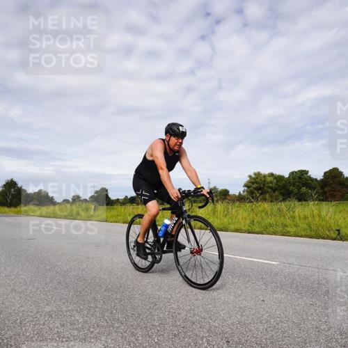 31.08.2025 - Elbe Triathlon Hamburg Michael Burmester http://msf.ph/oto/8668032 31.08.2025 11:01:53 Radfahren 1314, 1317, 1455, 1580 meine-sportfotos.de