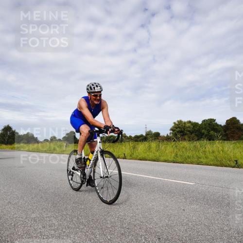 31.08.2025 - Elbe Triathlon Hamburg Michael Burmester http://msf.ph/oto/8668034 31.08.2025 11:01:58 Radfahren 1314, 1453, 1580, 1610 meine-sportfotos.de