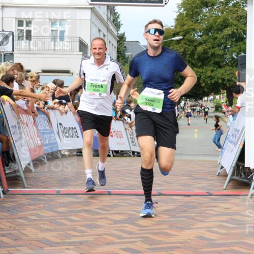 31.08.2025 - 21. Blankeneser Heldenlauf Strokosch-Dieckow http://msf.ph/oto/8668040 31.08.2025 10:56:43 Ziel 3399, 3704, 3394, 3086 meine-sportfotos.de