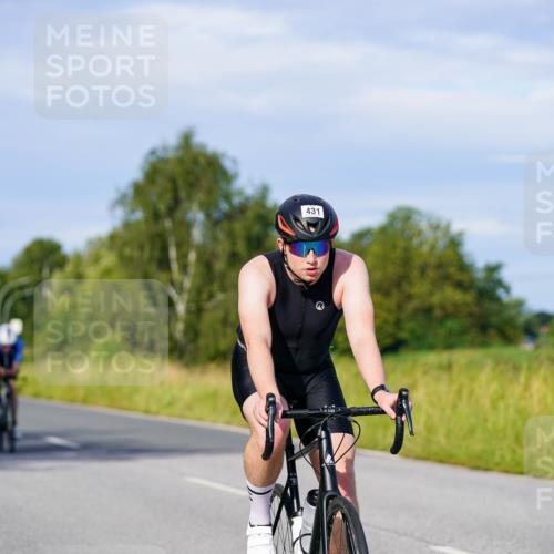31.08.2025 - Elbe Triathlon Hamburg Michael Burmester http://msf.ph/oto/8668054 31.08.2025 09:45:32 Radfahren 393, 431, 566, 607, 660, 664, 708, 709 meine-sportfotos.de