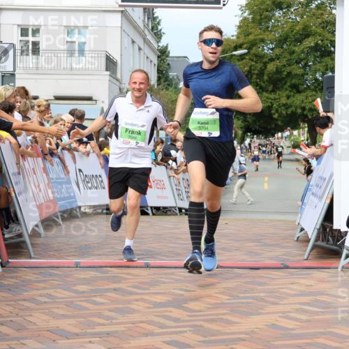 31.08.2025 - 21. Blankeneser Heldenlauf Strokosch-Dieckow http://msf.ph/oto/8668071 31.08.2025 10:56:42 Ziel 3399, 3704, 3394, 3086 meine-sportfotos.de