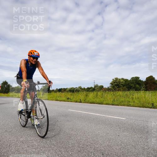 31.08.2025 - Elbe Triathlon Hamburg Michael Burmester http://msf.ph/oto/8668081 31.08.2025 11:03:12 Radfahren 1263, 1270, 1334, 1564, 1613 meine-sportfotos.de