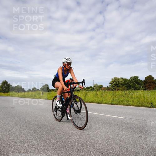 31.08.2025 - Elbe Triathlon Hamburg Michael Burmester http://msf.ph/oto/8668090 31.08.2025 11:03:31 Radfahren 1284, 1289, 1424, 1500, 1542, 1572 meine-sportfotos.de