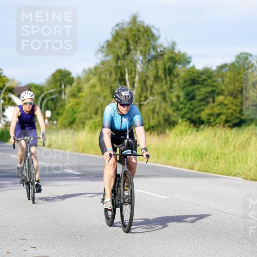 31.08.2025 - Elbe Triathlon Hamburg Michael Burmester http://msf.ph/oto/8668132 31.08.2025 09:45:49 Radfahren 305, 534, 588, 905, 930 meine-sportfotos.de