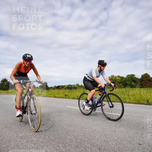 31.08.2025 - Elbe Triathlon Hamburg Michael Burmester http://msf.ph/oto/8668139 31.08.2025 11:04:41 Radfahren 1336, 1439, 1510, 1521, 1545, 1546, 1552 meine-sportfotos.de