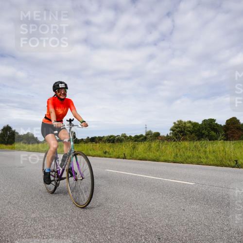 31.08.2025 - Elbe Triathlon Hamburg Michael Burmester http://msf.ph/oto/8668145 31.08.2025 11:04:45 Radfahren 1336, 1510, 1545, 1546 meine-sportfotos.de