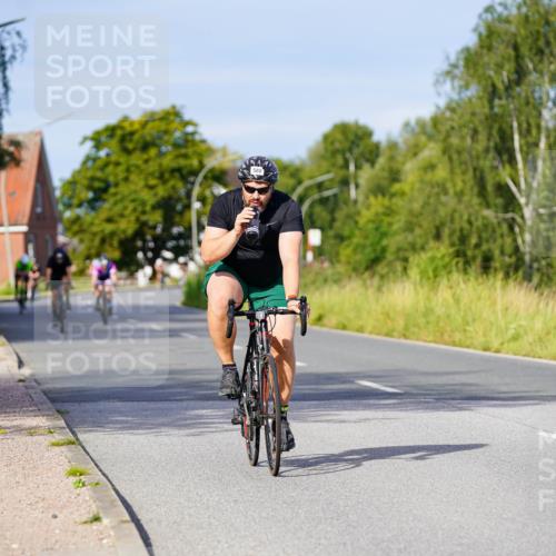 31.08.2025 - Elbe Triathlon Hamburg Michael Burmester http://msf.ph/oto/8668146 31.08.2025 09:45:54 Radfahren 588, 868, 905 meine-sportfotos.de
