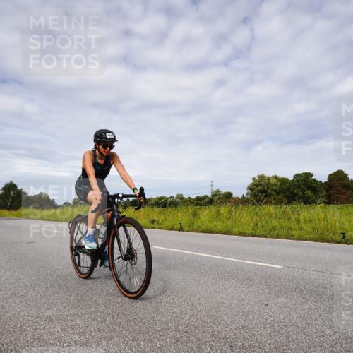 31.08.2025 - Elbe Triathlon Hamburg Michael Burmester http://msf.ph/oto/8668147 31.08.2025 11:04:47 Radfahren 1456, 1510, 1546 meine-sportfotos.de