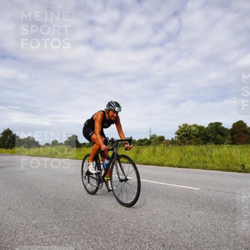 31.08.2025 - Elbe Triathlon Hamburg Michael Burmester http://msf.ph/oto/8668152 31.08.2025 11:04:57 Radfahren 1276, 1308, 1342, 1496 meine-sportfotos.de