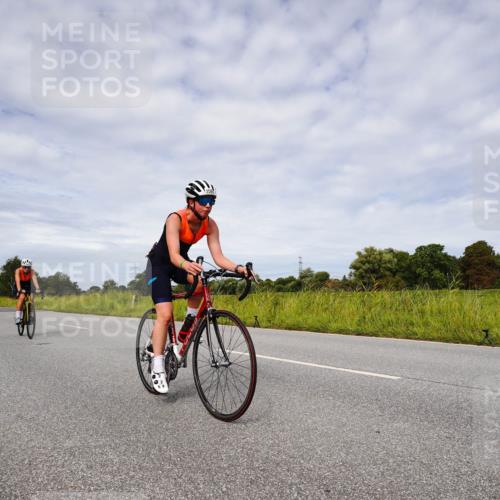 31.08.2025 - Elbe Triathlon Hamburg Michael Burmester http://msf.ph/oto/8668163 31.08.2025 11:05:16 Radfahren 1418, 1446, 1488, 1527, 1573, 1587, 1595 meine-sportfotos.de