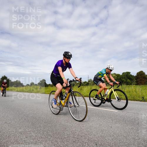 31.08.2025 - Elbe Triathlon Hamburg Michael Burmester http://msf.ph/oto/8668168 31.08.2025 11:05:18 Radfahren 1418, 1446, 1488, 1527, 1532, 1573, 1587, 1595 meine-sportfotos.de