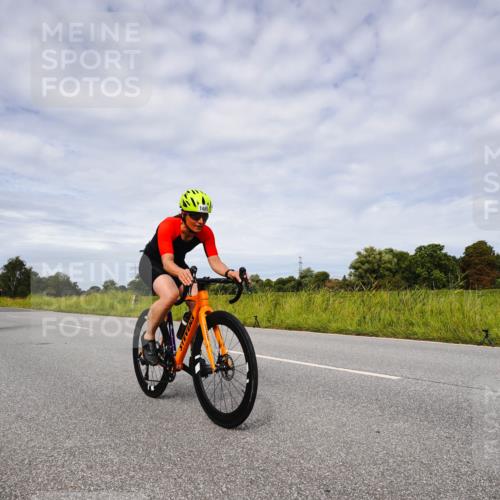 31.08.2025 - Elbe Triathlon Hamburg Michael Burmester http://msf.ph/oto/8668185 31.08.2025 11:05:48 Radfahren 1465, 1562 meine-sportfotos.de