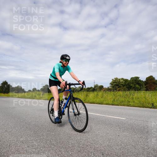 31.08.2025 - Elbe Triathlon Hamburg Michael Burmester http://msf.ph/oto/8668186 31.08.2025 11:05:49 Radfahren 1465, 1562 meine-sportfotos.de