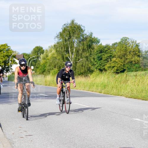 31.08.2025 - Elbe Triathlon Hamburg Michael Burmester http://msf.ph/oto/8668203 31.08.2025 09:46:10 Radfahren 463, 553, 600, 740, 803, 820, 876, 906 meine-sportfotos.de