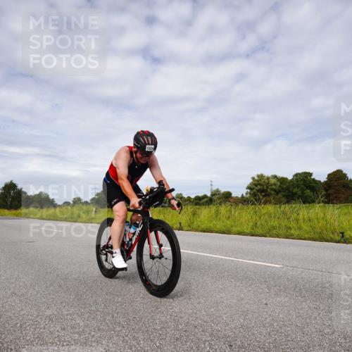 31.08.2025 - Elbe Triathlon Hamburg Michael Burmester http://msf.ph/oto/8668213 31.08.2025 11:06:47 Radfahren 1324, 1328, 1384, 1578 meine-sportfotos.de