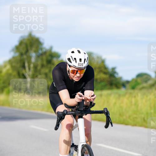 31.08.2025 - Elbe Triathlon Hamburg Michael Burmester http://msf.ph/oto/8668220 31.08.2025 09:46:13 Radfahren 694, 717, 803, 820, 876 meine-sportfotos.de