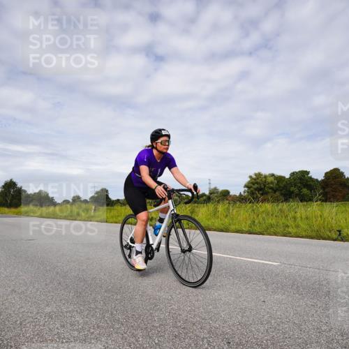 31.08.2025 - Elbe Triathlon Hamburg Michael Burmester http://msf.ph/oto/8668239 31.08.2025 11:07:11 Radfahren 1340, 1477, 1556 meine-sportfotos.de