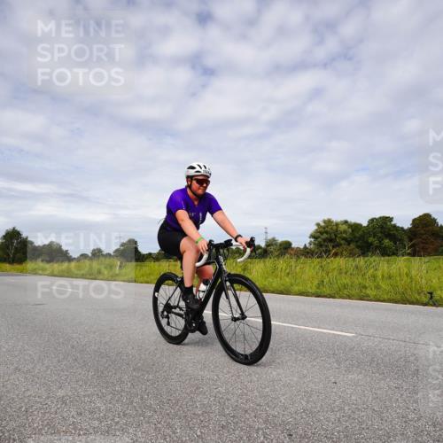31.08.2025 - Elbe Triathlon Hamburg Michael Burmester http://msf.ph/oto/8668250 31.08.2025 11:07:39 Radfahren 1343, 1524, 1582 meine-sportfotos.de