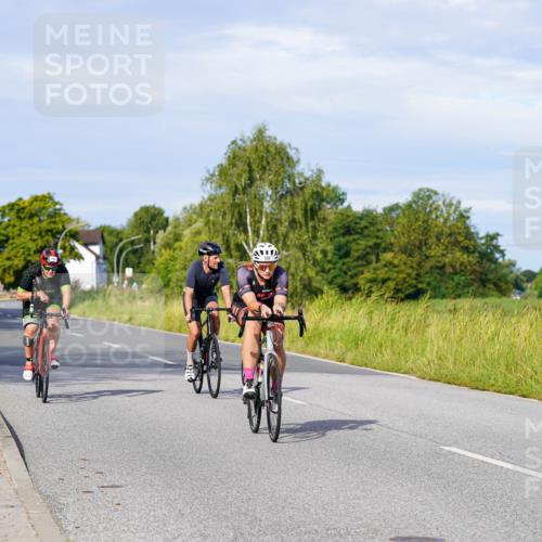 31.08.2025 - Elbe Triathlon Hamburg Michael Burmester http://msf.ph/oto/8668251 31.08.2025 09:46:23 Radfahren 280, 286, 419, 420, 421, 635, 684, 707, 717, 859 meine-sportfotos.de