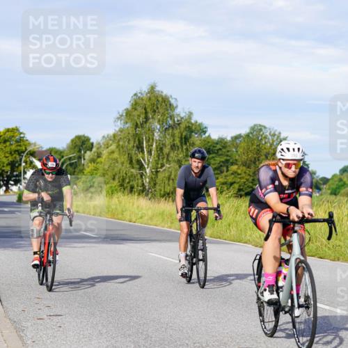 31.08.2025 - Elbe Triathlon Hamburg Michael Burmester http://msf.ph/oto/8668257 31.08.2025 09:46:23 Radfahren 280, 286, 419, 420, 421, 635, 684, 707, 717, 859 meine-sportfotos.de
