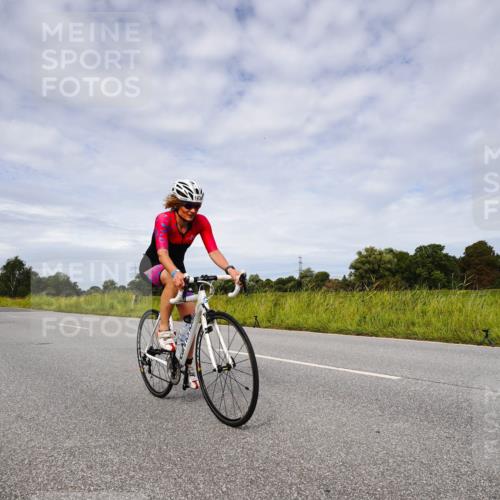 31.08.2025 - Elbe Triathlon Hamburg Michael Burmester http://msf.ph/oto/8668277 31.08.2025 11:08:22 Radfahren 1271, 1413, 1434, 1469 meine-sportfotos.de