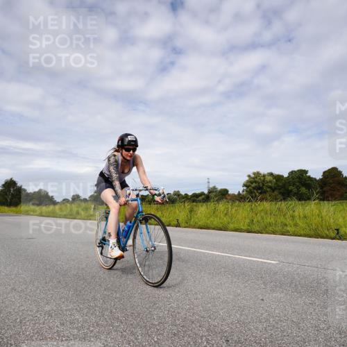 31.08.2025 - Elbe Triathlon Hamburg Michael Burmester http://msf.ph/oto/8668289 31.08.2025 11:08:54 Radfahren 1378, 1538, 1548 meine-sportfotos.de