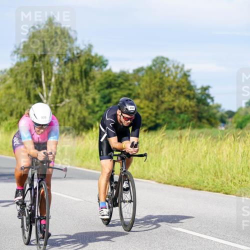 31.08.2025 - Elbe Triathlon Hamburg Michael Burmester http://msf.ph/oto/8668290 31.08.2025 09:46:31 Radfahren 419, 421, 439, 494, 599, 666, 909 meine-sportfotos.de