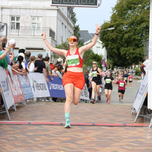 31.08.2025 - 21. Blankeneser Heldenlauf Strokosch-Dieckow http://msf.ph/oto/8668338 31.08.2025 11:14:45 Ziel 3707, 3445, 3093 meine-sportfotos.de