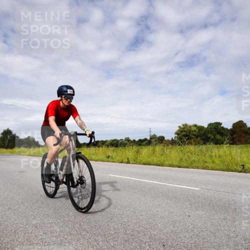 31.08.2025 - Elbe Triathlon Hamburg Michael Burmester http://msf.ph/oto/8668384 31.08.2025 11:11:15 Radfahren 1309, 1386, 1431, 1498, 1555, 1606 meine-sportfotos.de