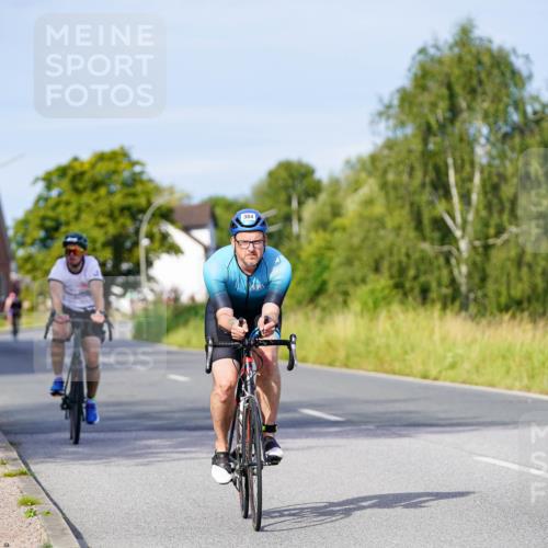 31.08.2025 - Elbe Triathlon Hamburg Michael Burmester http://msf.ph/oto/8668392 31.08.2025 09:46:54 Radfahren 384, 399, 589, 729 meine-sportfotos.de