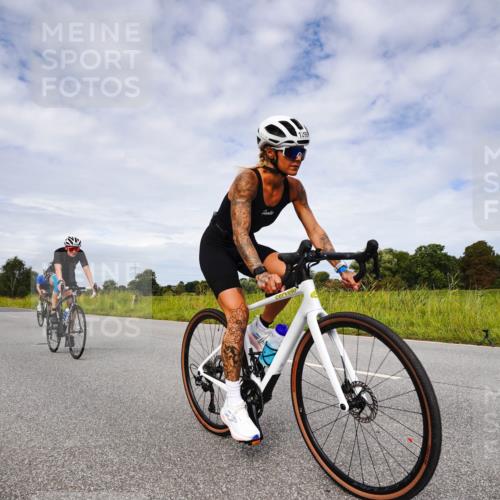 31.08.2025 - Elbe Triathlon Hamburg Michael Burmester http://msf.ph/oto/8668422 31.08.2025 11:12:27 Radfahren 1374, 1390, 1395, 1404, 1442, 1462, 1614, 1615 meine-sportfotos.de