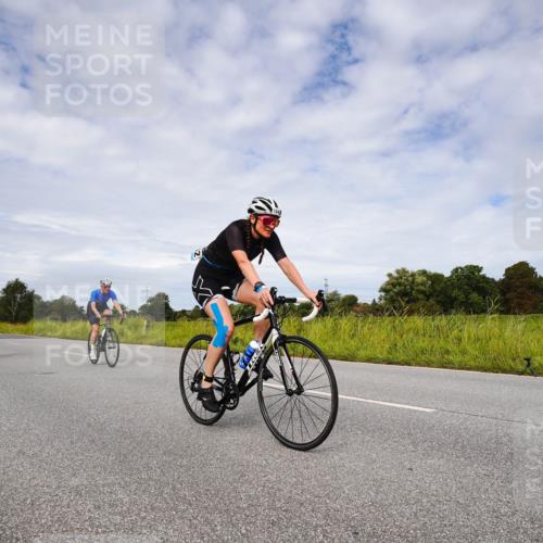 31.08.2025 - Elbe Triathlon Hamburg Michael Burmester http://msf.ph/oto/8668424 31.08.2025 11:12:27 Radfahren 1374, 1390, 1395, 1404, 1442, 1462, 1614, 1615 meine-sportfotos.de