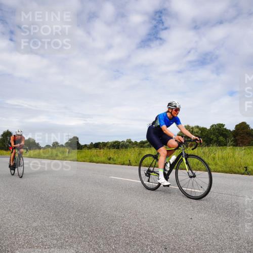31.08.2025 - Elbe Triathlon Hamburg Michael Burmester http://msf.ph/oto/8668426 31.08.2025 11:12:28 Radfahren 1374, 1390, 1395, 1404, 1430, 1442, 1462, 1614, 1615 meine-sportfotos.de
