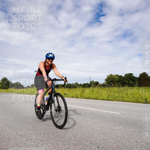 31.08.2025 - Elbe Triathlon Hamburg Michael Burmester http://msf.ph/oto/8668454 31.08.2025 11:13:23 Radfahren 1406, 1450 meine-sportfotos.de
