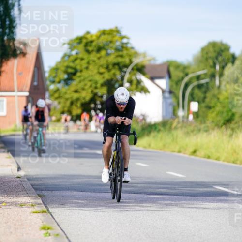 31.08.2025 - Elbe Triathlon Hamburg Michael Burmester http://msf.ph/oto/8668479 31.08.2025 09:47:30 Radfahren 253, 609, 636 meine-sportfotos.de